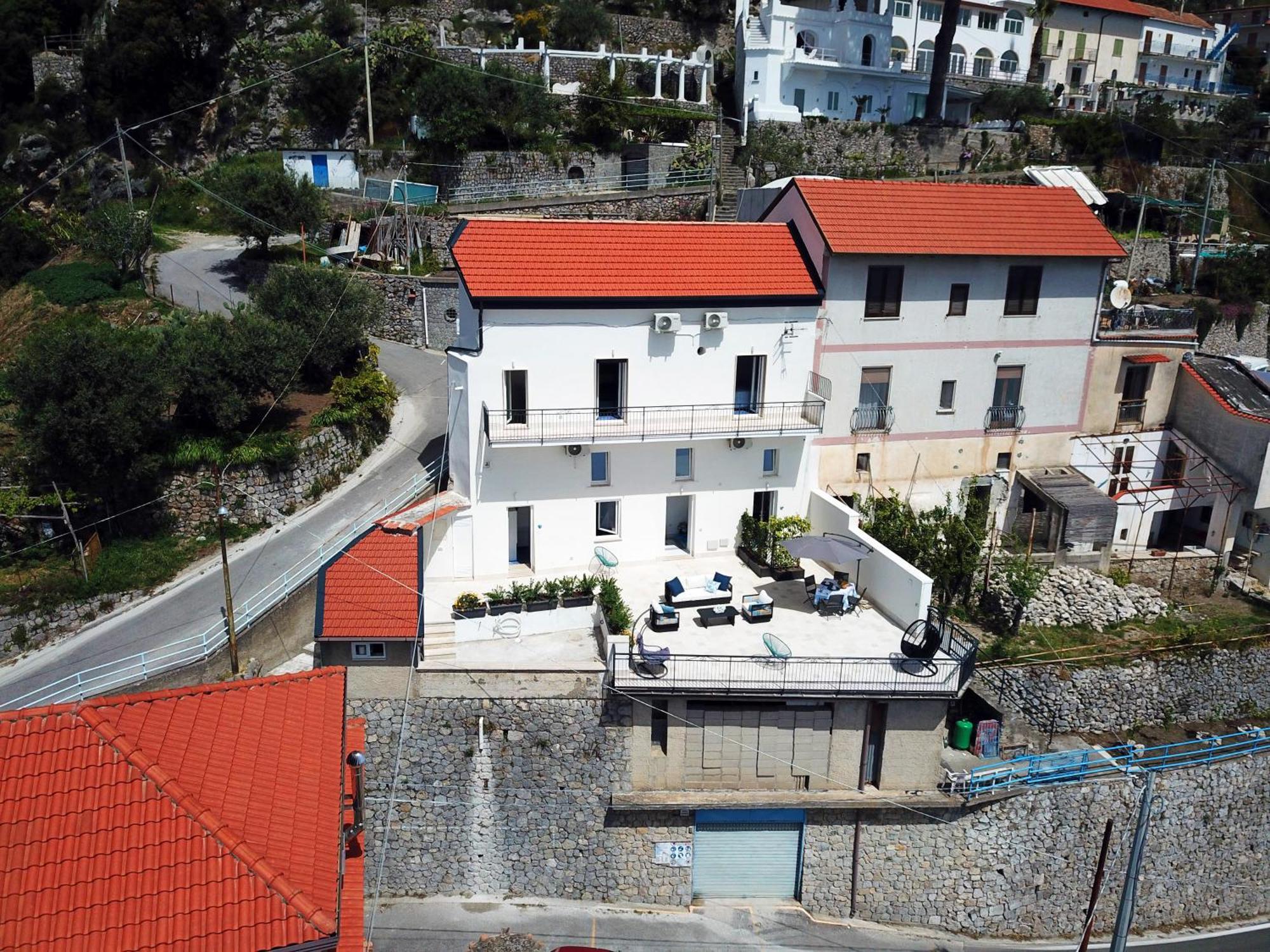 B&B Blue View Furore Luaran gambar